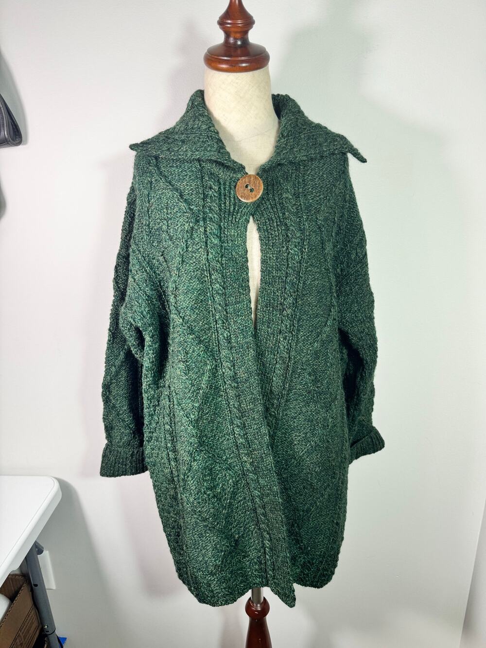 CARRAIG DONN Cardigan Cable Knit Green Wool Open Front Single Button Women's L